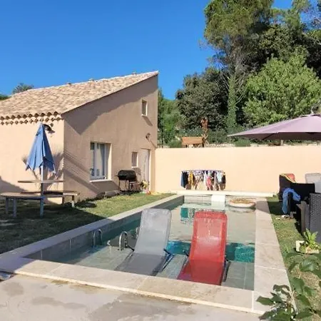 Maison Avec Piscine En Campagne بيت للعطل سوز-لا-روس
